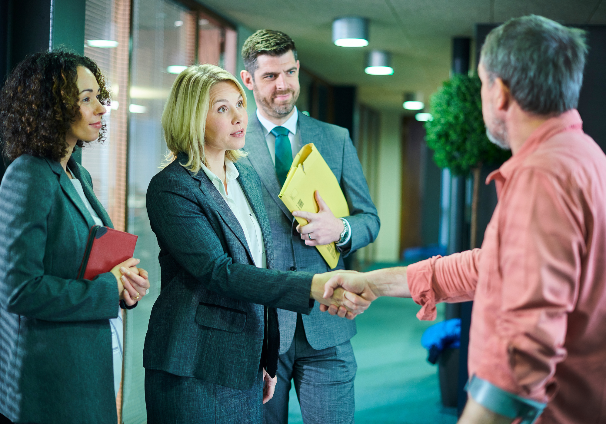 7 Disastrous Moves to Avoid When Applying for an EB-2/NIW Visa